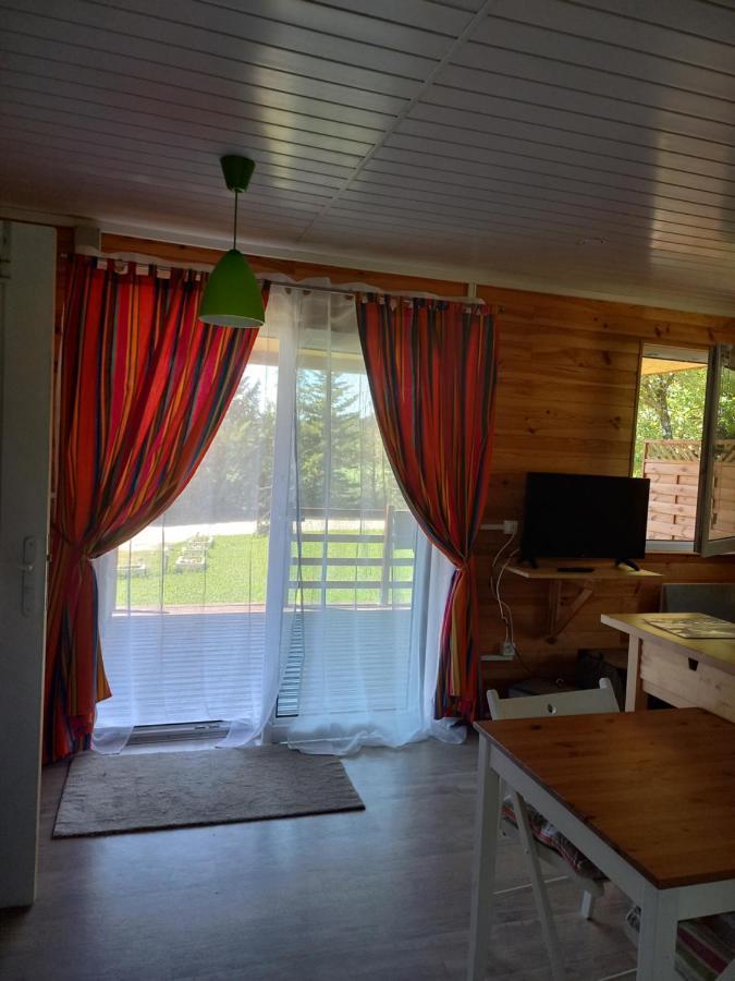 Chalet 2 Pers. + Bebe Montolieu Exterior photo
